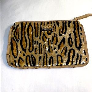 Sequins clutch
